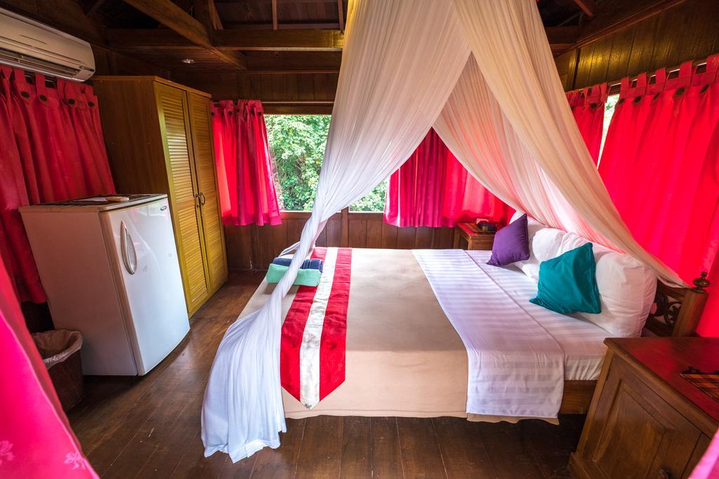 Hotel Easy Surf Dacha Canggu Exterior foto