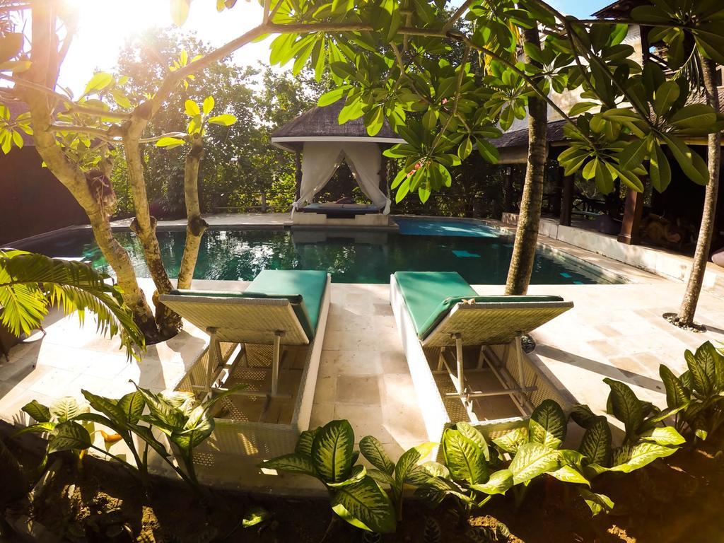 Hotel Easy Surf Dacha Canggu Exterior foto